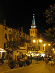 Centro storico di Grado di notte